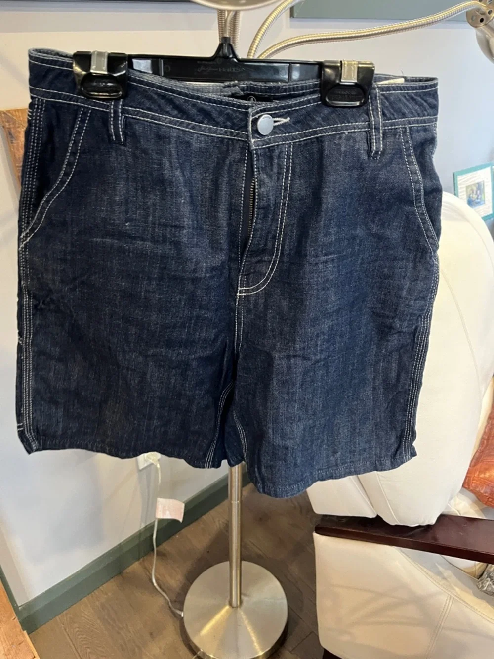 Volcom Dark Blue Denim Women’s Shorts - Picture 1 of 3